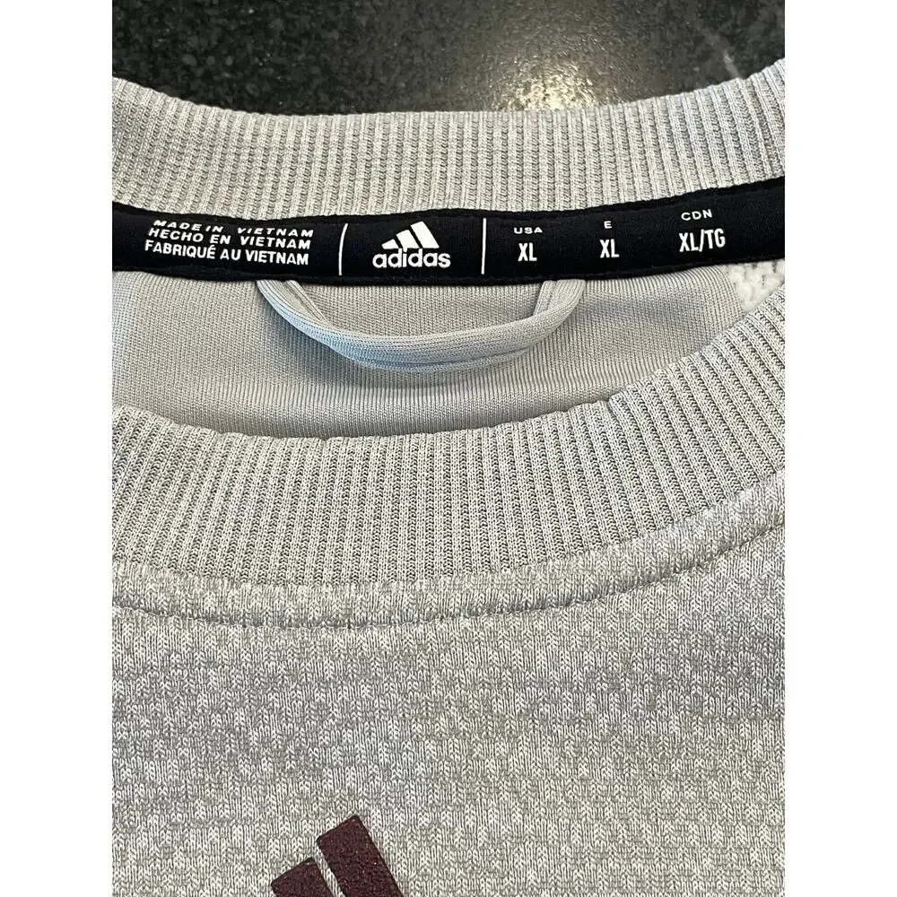 Adidas Texas A&M Univ  Aggies men's sweatshirt XL Grey and Maroon